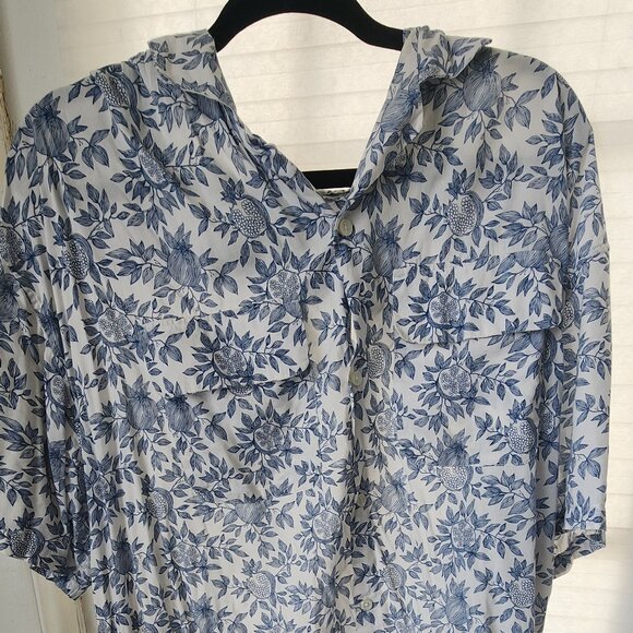 Abercrombie & Fitch Other - Flower shirt xxl